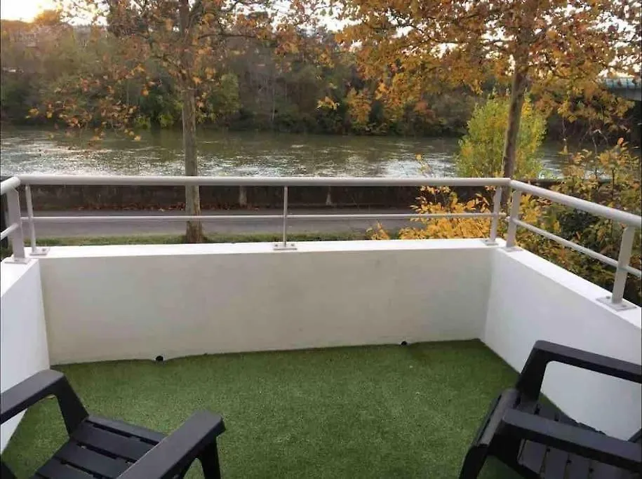 Appartement *T2*Vue Garonne*Piscine*Garage* à Toulouse